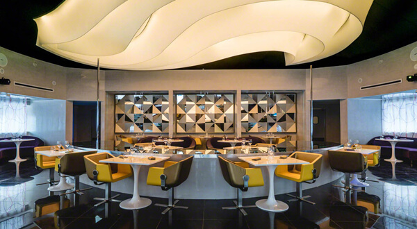 Trần xuyên sáng Barrisol: Ứng dụng hoàn hảo trong thiết kế thi công nhà hàng hiện đại